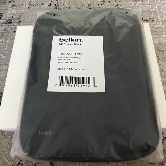 Belkin Computer Case - Picture 2 of 4